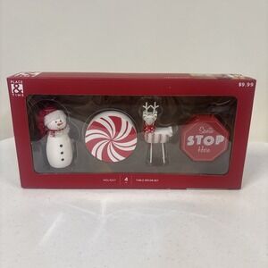 Place & Time Christmas Holiday Table Decorations Set of 4 Decoration/Craft Santa